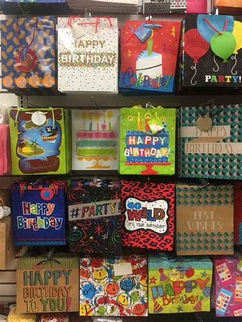 dollar tree plastic gift bags